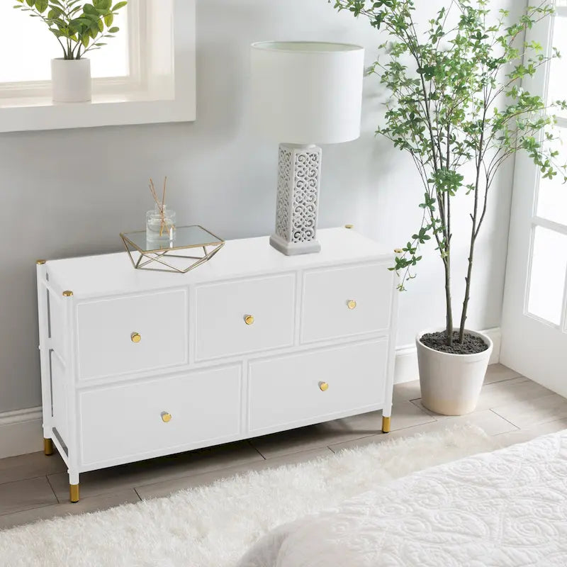 Commode à cadre en acier avec extérieur aspect cuir et accents dorés